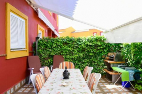Charming house in Rota + garden, Rota